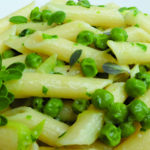 Penne ai piselli ed erbe aromatiche - Biolcalenda maggio 2018 Penne ai piselli ed erbe aromatiche - Biolcalenda maggio 2018