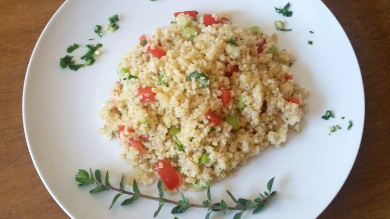 Insalata di bulgur - A cena con ... . Ricette Biolcalenda di maggio 2017 - primi
