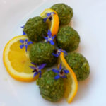 Polpette a crudo di ortiche e borragine - Biolcalenda Giugno2019 Polpette a crudo di ortiche e borragine - Biolcalenda Giugno2019
